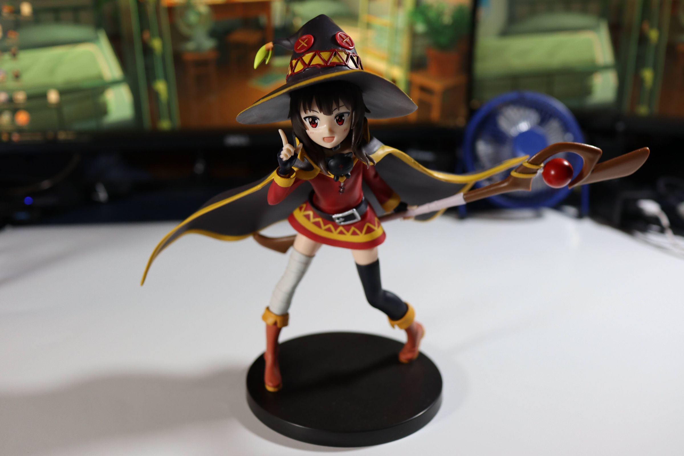 crunchyroll megumin figure